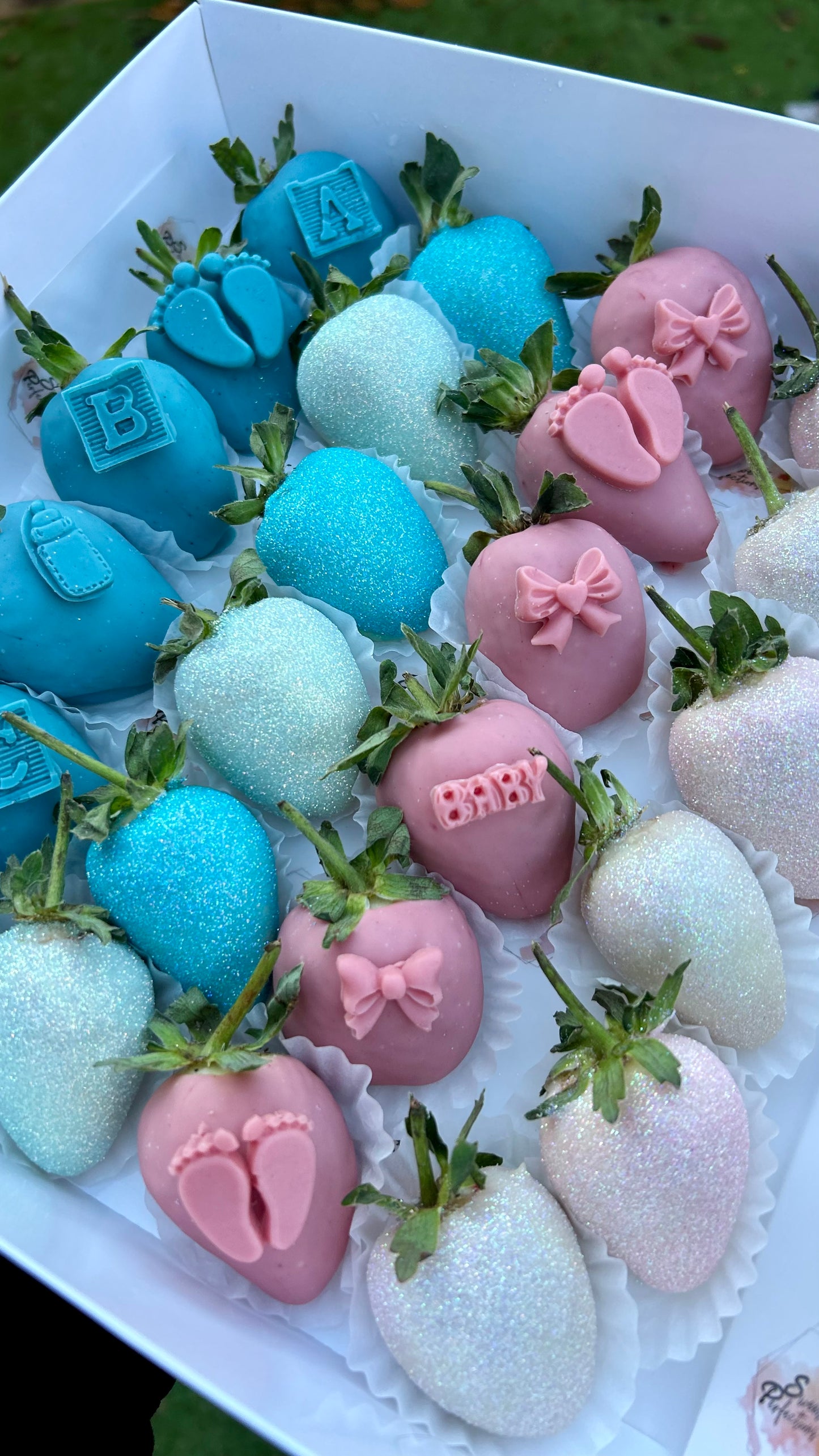 Baby Chocolate Strawberries