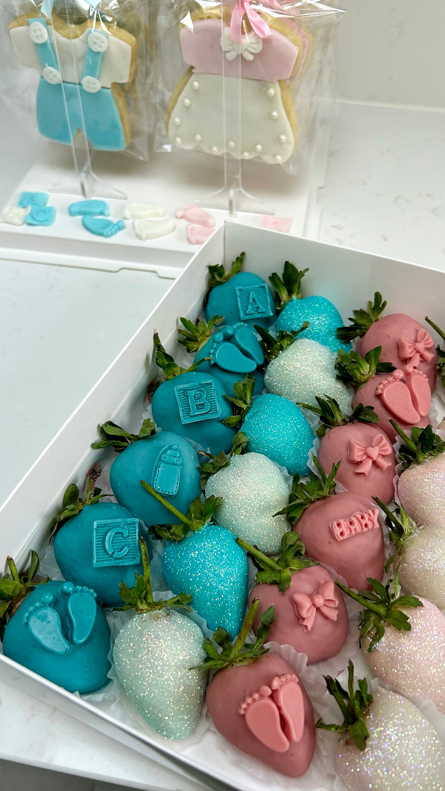 Baby Chocolate Strawberries