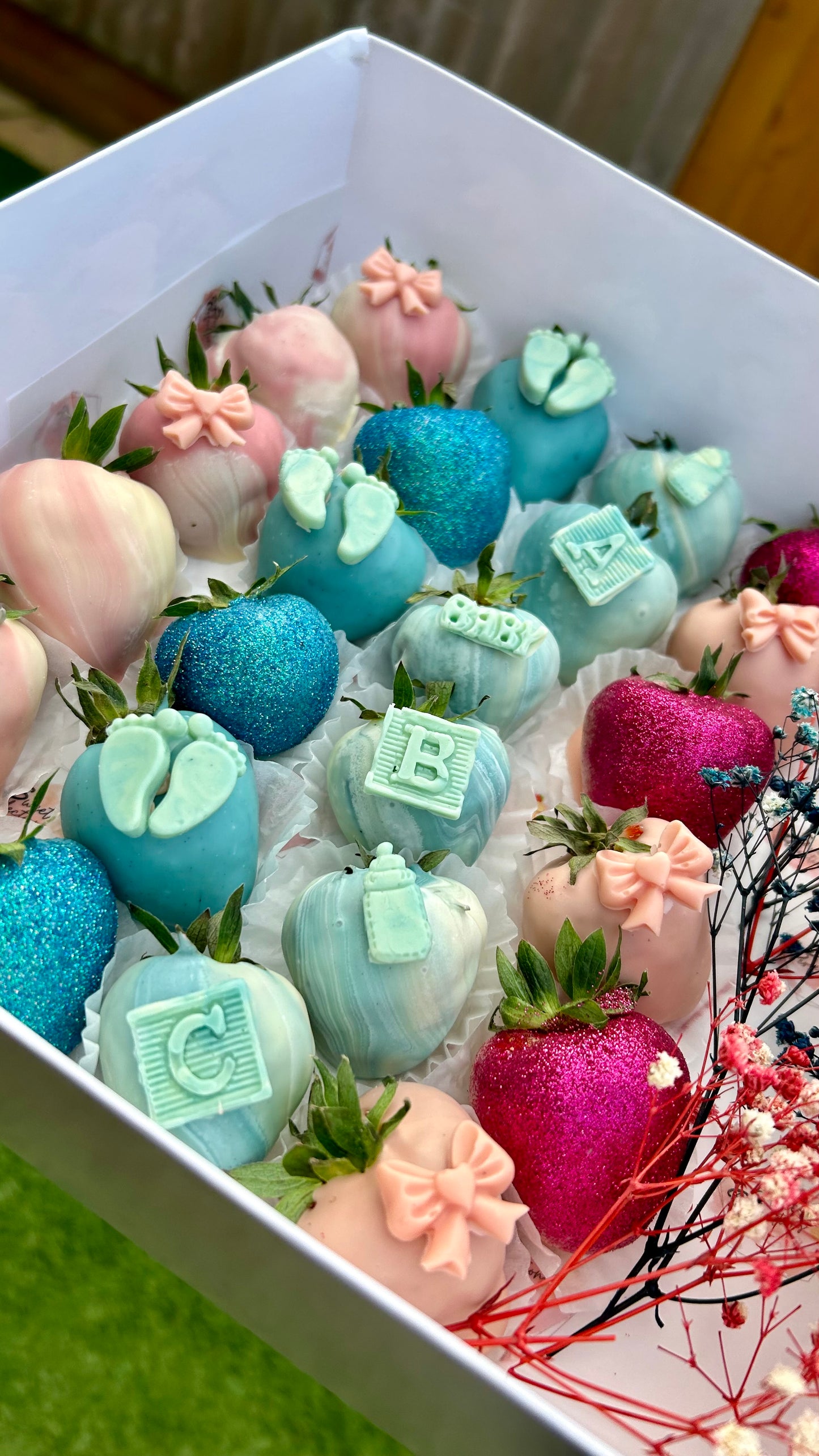 Baby Chocolate Strawberries