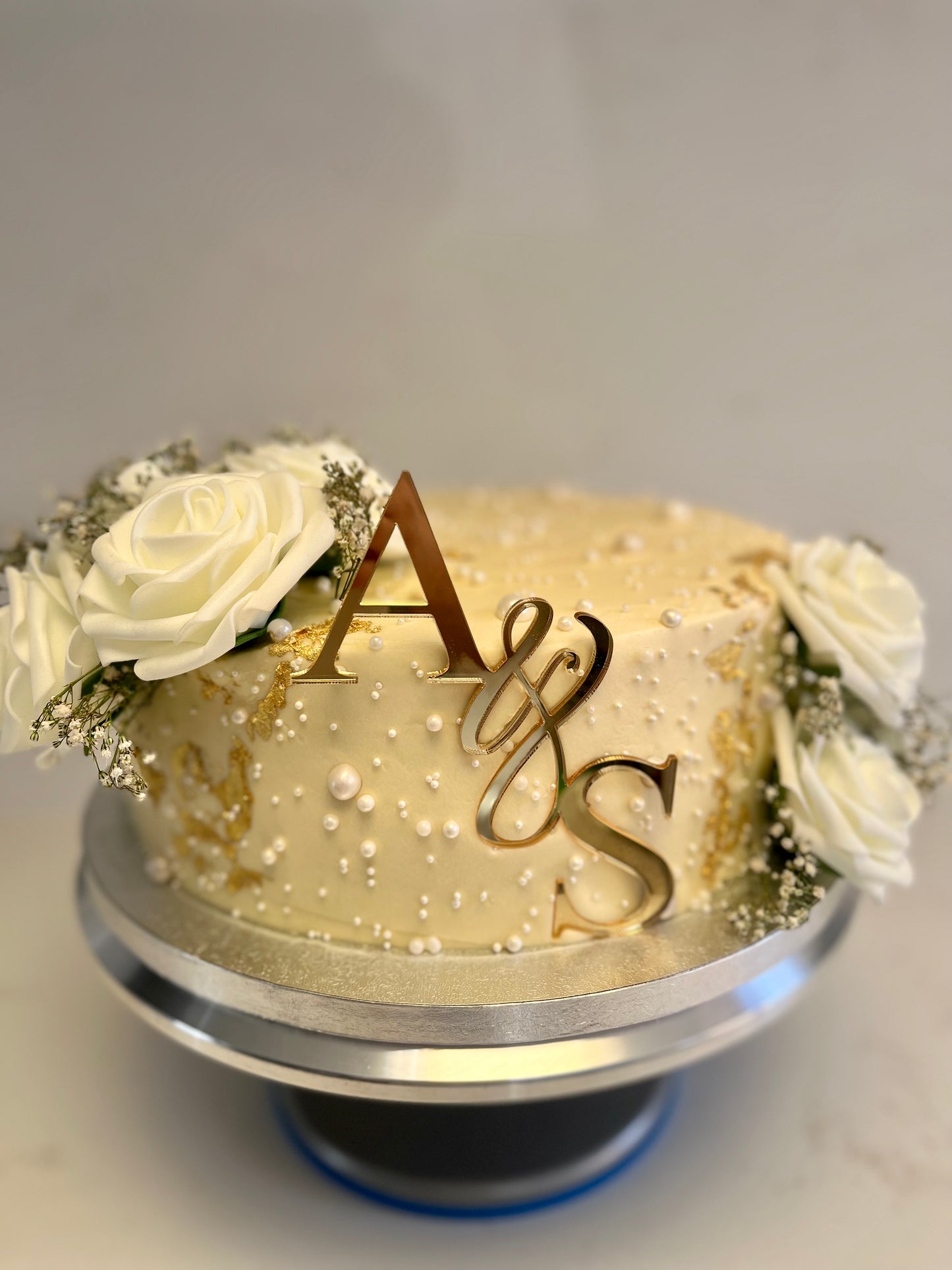 Engagement Pearl Cake