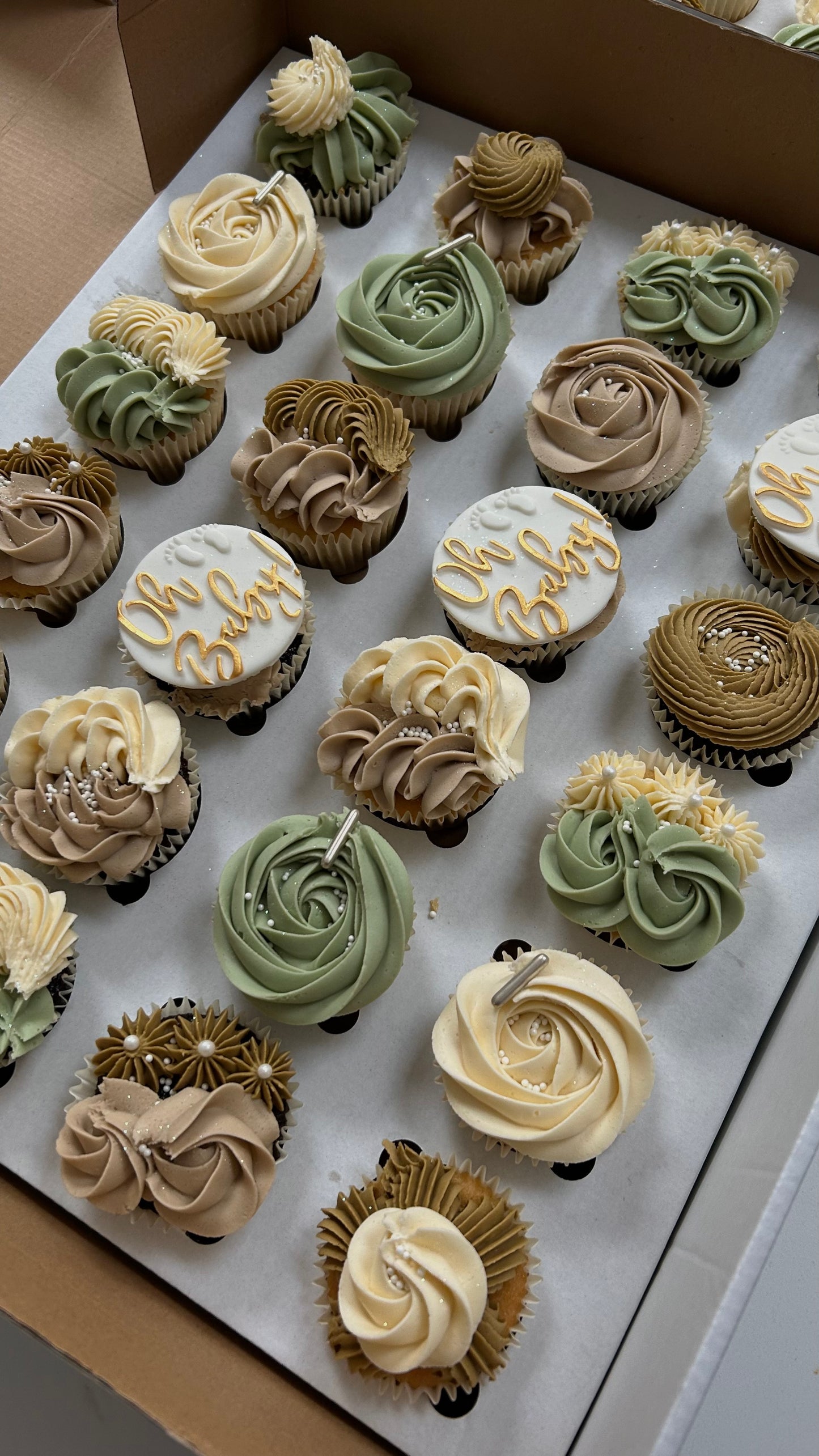 Baby Shower Cupcakes