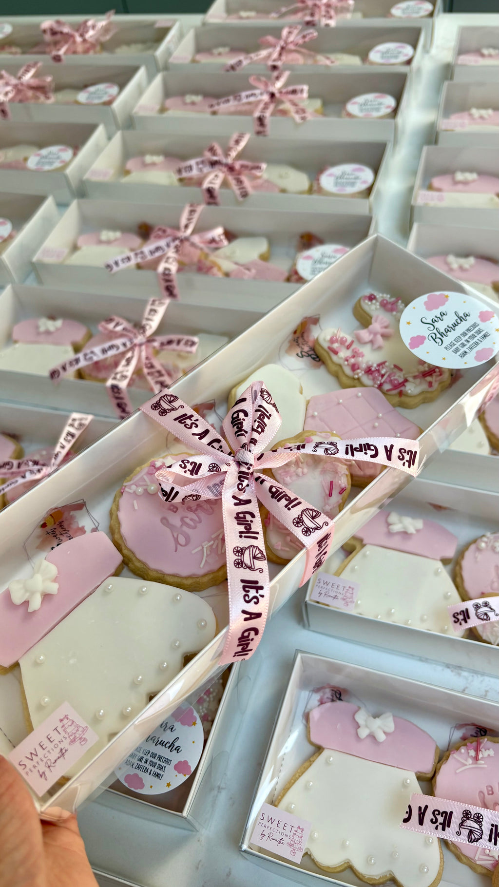 Baby Biscuit Favours