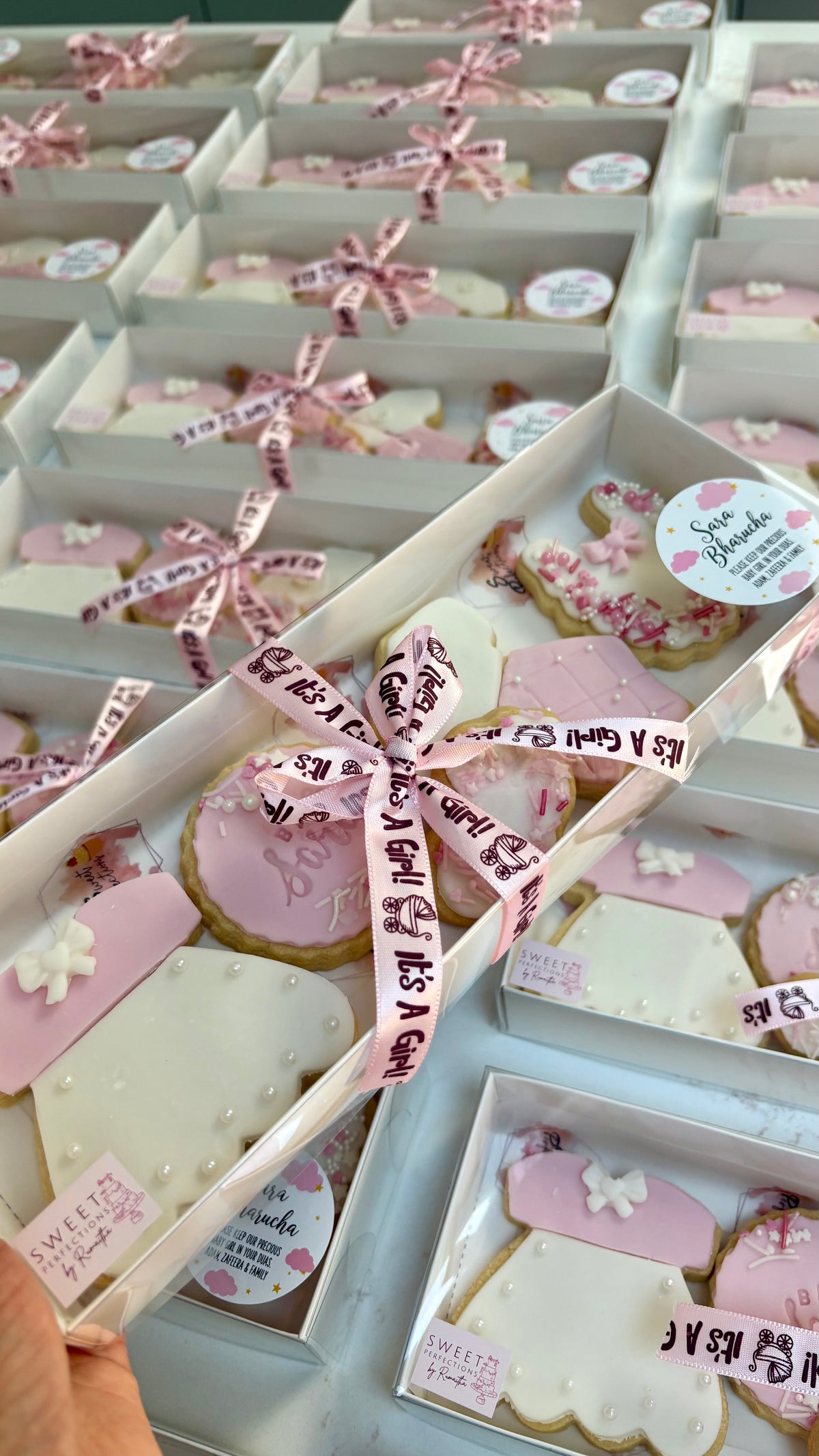 Baby Biscuit Favours
