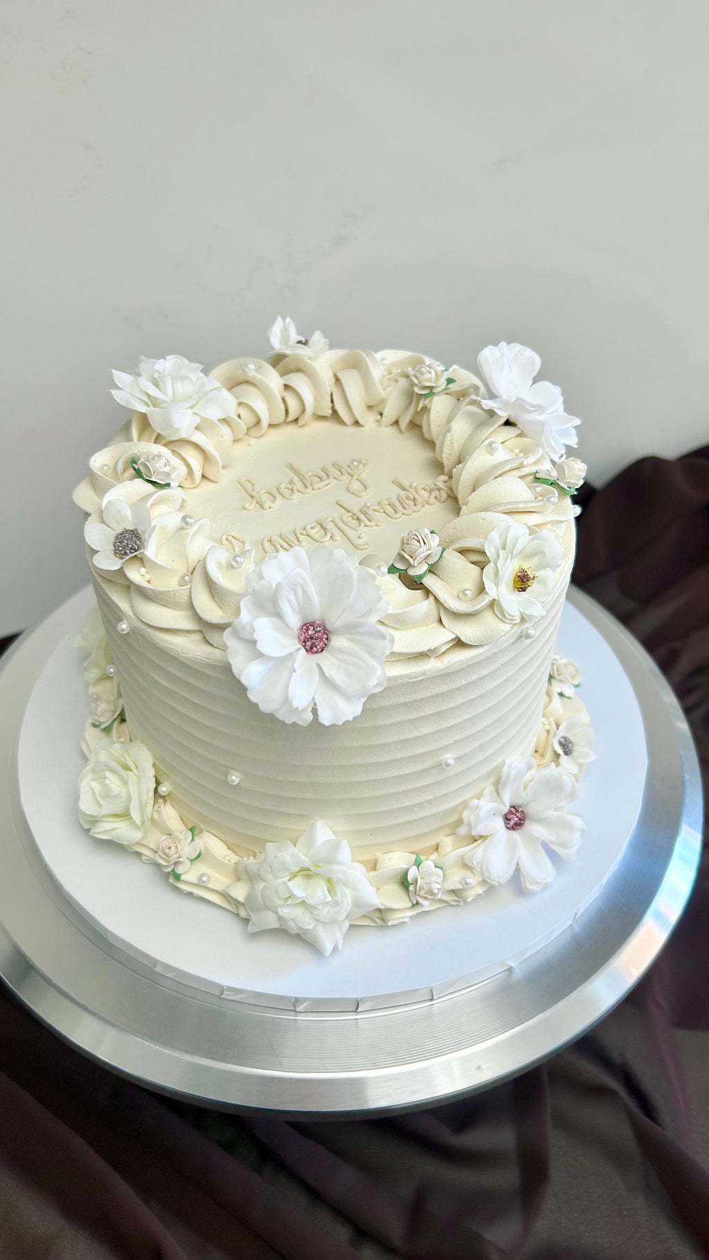 The Classic Floral Cake